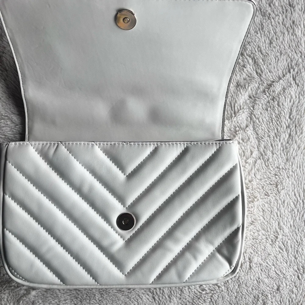 DKNY Cream Quilted Crossbody Bag - Picture 4 of 8